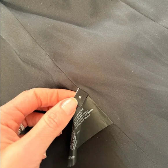 Theory Shrunken Women’s Blazer in Houndstooth - Picture 12 of 14